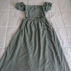 Abercrombie green two-piece set